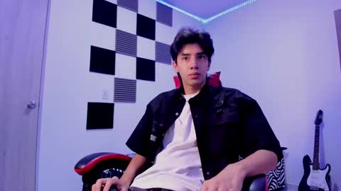 Snapshot of alan_boy01 chatting on October 2025 12:00:02 PM Alan Boy online show from October 2025 12:00:02 PM