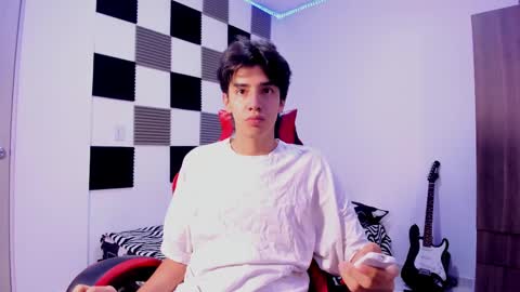 Snapshot of alan_boy01 chatting on October 2025 11:08:02 AM Alan Boy online show from October 2025 11:08:02 AM