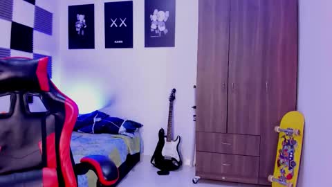 Snapshot of alan_boy01 chatting on October 2025 01:05:02 AM Alan Boy online show from October 2025 01:05:02 AM