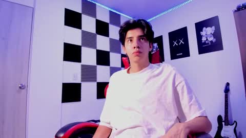 Snapshot of alan_boy01 chatting on October 2025 11:33:02 AM Alan Boy online show from October 2025 11:33:02 AM