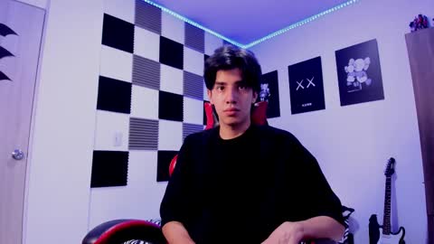 Snapshot of alan_boy01 chatting on October 2025 11:51:02 AM Alan Boy online show from October 2025 11:51:02 AM