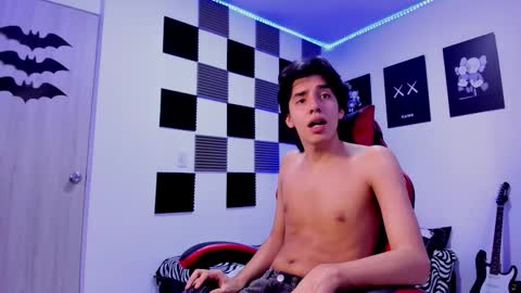 Snapshot of alan_boy01 chatting on November 2025 02:49:01 PM Alan Boy online show from November 2025 02:49:01 PM