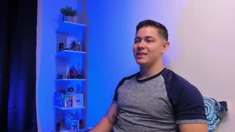 Snapshot of alan_hadid1 chatting on November 2025 01:49:02 PM Alan Hadid online show from November 2025 01:49:02 PM