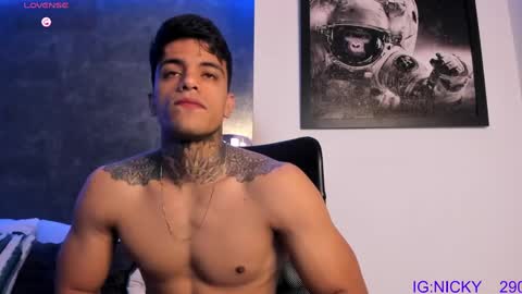 alan_morrys online show from December 2024 02:17:01 AM