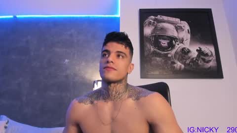 alan_morrys online show from March 2025 02:30:02 AM