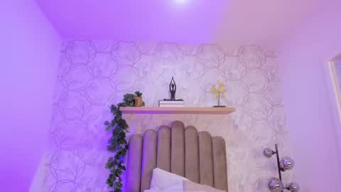 alana_2916 online show from March 2025 07:49:02 PM