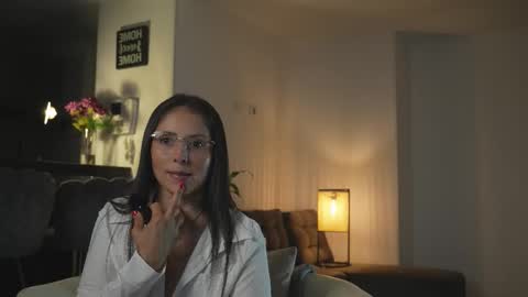 Snapshot of alana_gasparani chatting on November 2025 01:55:02 AM Alana Gasparini online show from November 2025 01:55:02 AM