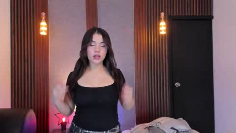 Alana online show from December 2025 03:59:02 AM