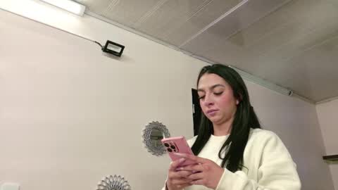 Maeve  online show from September 2025 11:00:01 AM