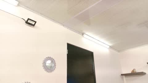 Maeve  online show from September 2025 11:04:02 AM