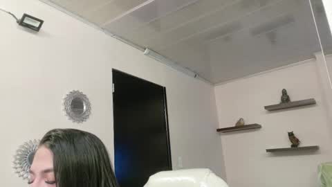 Maeve  online show from November 2025 11:23:02 AM