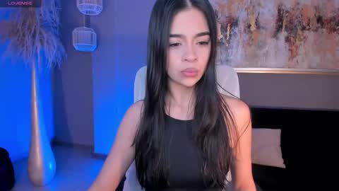 Alana online show from November 2025 12:09:02 PM