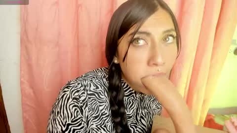 ALANA Please follow me  online show from April 2026 03:41:01 AM