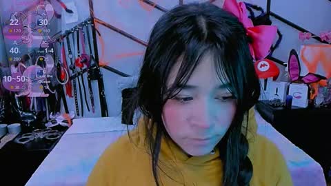 Snapshot of alanaluke chatting on October 2025 12:28:01 PM Alana online show from October 2025 12:28:01 PM