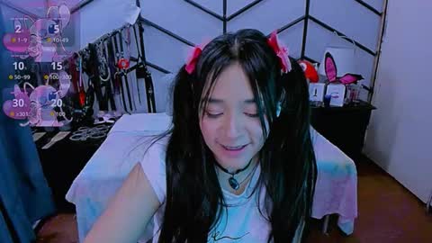 Snapshot of alanaluke chatting on November 2025 07:35:01 PM Alana online show from November 2025 07:35:01 PM