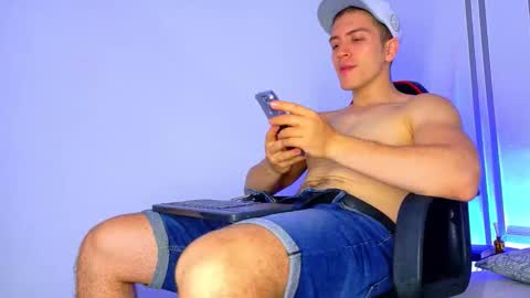 Alan Ferrer online show from December 2025 11:17:02 AM