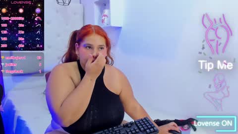 Snapshot of alanna_hot3 chatting on January 2025 10:41:01 PM Ana online show from January 2025 10:41:01 PM