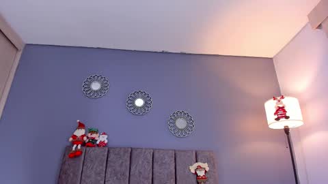 Alanna  online show from December 2025 10:55:01 AM