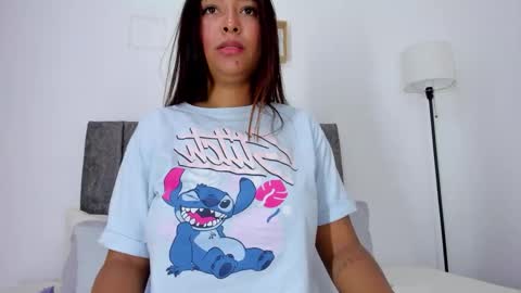 Alanna  online show from November 2025 11:43:01 AM