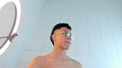 Snapshot of alannaughty_ chatting on December 2024 07:50:01 AM alannaughty_ online show from December 2024 07:50:01 AM