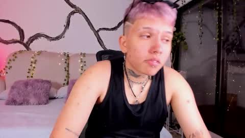 alanred_ online show from October 2025 03:38:01 AM