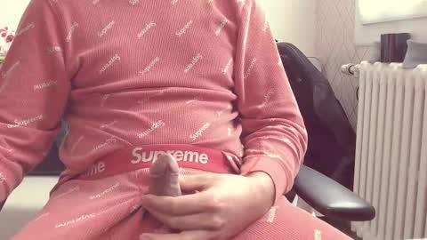 albertom78 online show from November 2025 10:58:01 AM