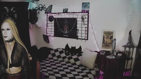 Mistic witch online show from February 2025 07:58:02 AM