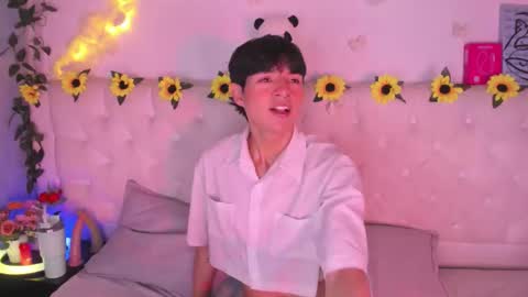 ale_aurarashi online show from February 2026 05:04:01 AM