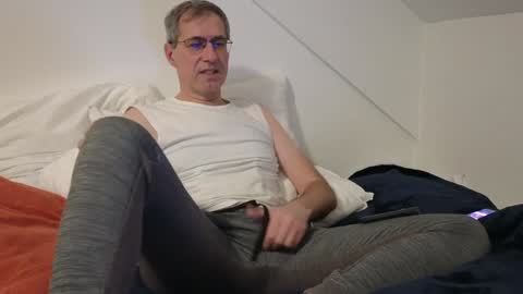 Alec Dubolsz online show from December 2024 06:15:01 PM