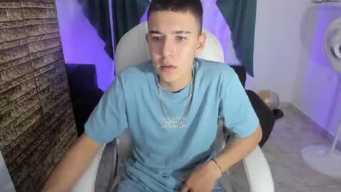 Aleck Boy online show from November 2025 08:30:02 PM