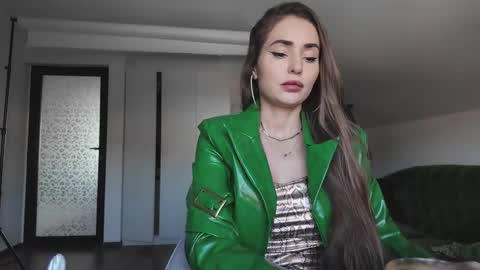 Alecssalove online show from February 2026 01:07:01 PM