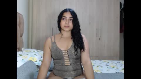 alejandra online show from January 2025 11:06:01 PM
