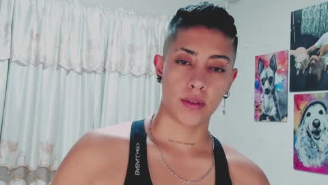 Snapshot of aleja1214 chatting on December 2024 04:31:02 AM Alejandra online show from December 2024 04:31:02 AM