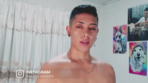 Snapshot of aleja1214 chatting on December 2024 02:20:02 AM Alejandra online show from December 2024 02:20:02 AM