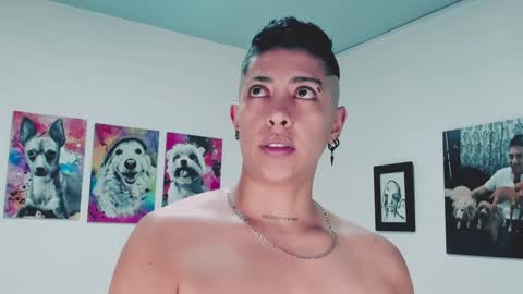 Snapshot of aleja1214 chatting on December 2024 01:58:01 AM Alejandra online show from December 2024 01:58:01 AM