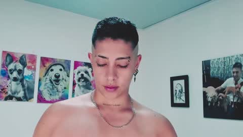 Snapshot of aleja1214 chatting on December 2024 05:04:01 AM Alejandra online show from December 2024 05:04:01 AM