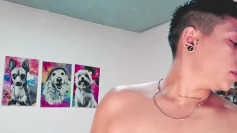 Snapshot of aleja1214 chatting on January 2025 09:10:01 PM Alejandra online show from January 2025 09:10:01 PM