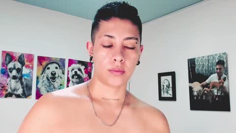 Snapshot of aleja1214 chatting on January 2025 05:53:01 PM Alejandra online show from January 2025 05:53:01 PM