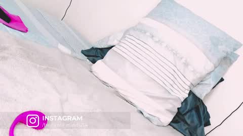 Snapshot of aleja1214 chatting on February 2025 10:31:01 PM Alejandra online show from February 2025 10:31:01 PM