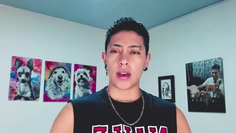 Snapshot of aleja1214 chatting on February 2025 05:15:01 PM Alejandra online show from February 2025 05:15:01 PM