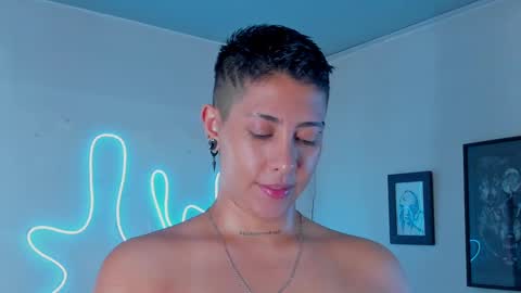 Snapshot of aleja1214 chatting on October 2025 12:53:01 AM Alejandra online show from October 2025 12:53:01 AM