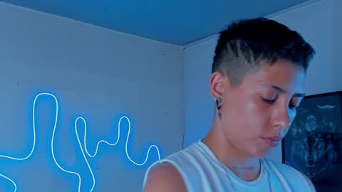 Snapshot of aleja1214 chatting on October 2025 04:24:01 AM Alejandra online show from October 2025 04:24:01 AM