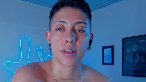 Snapshot of aleja1214 chatting on October 2025 11:16:01 PM Alejandra online show from October 2025 11:16:01 PM