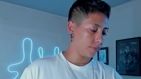 Snapshot of aleja1214 chatting on November 2025 11:59:02 PM Alejandra online show from November 2025 11:59:02 PM