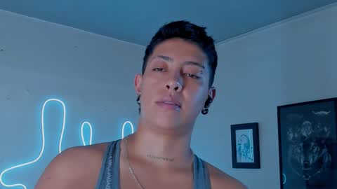 Snapshot of aleja1214 chatting on December 2025 11:47:02 PM Alejandra online show from December 2025 11:47:02 PM