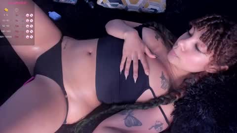 Snapshot of aleja1234lo chatting on January 2025 02:24:02 AM aleja1234lo online show from January 2025 02:24:02 AM