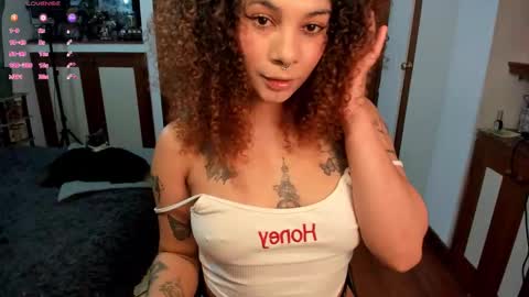 Snapshot of aleja1234lo chatting on September 2025 04:56:02 AM aleja1234lo online show from September 2025 04:56:02 AM