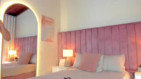 Alejandra Arango online show from January 2025 05:06:01 PM