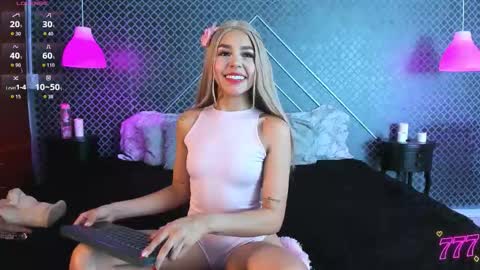 aleja_bloom online show from February 2026 12:05:02 PM