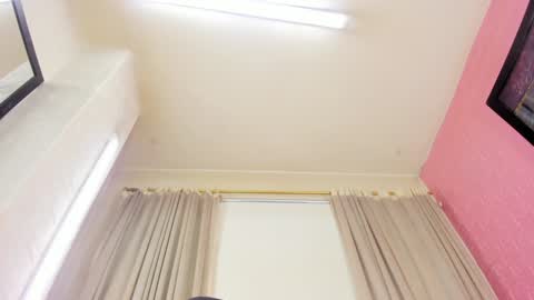 Snapshot of aleja_hill chatting on January 2025 06:34:02 AM Aleja Hill online show from January 2025 06:34:02 AM